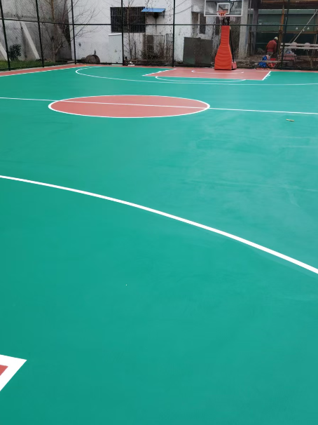 古浪 球场长期使用易出现地面开裂